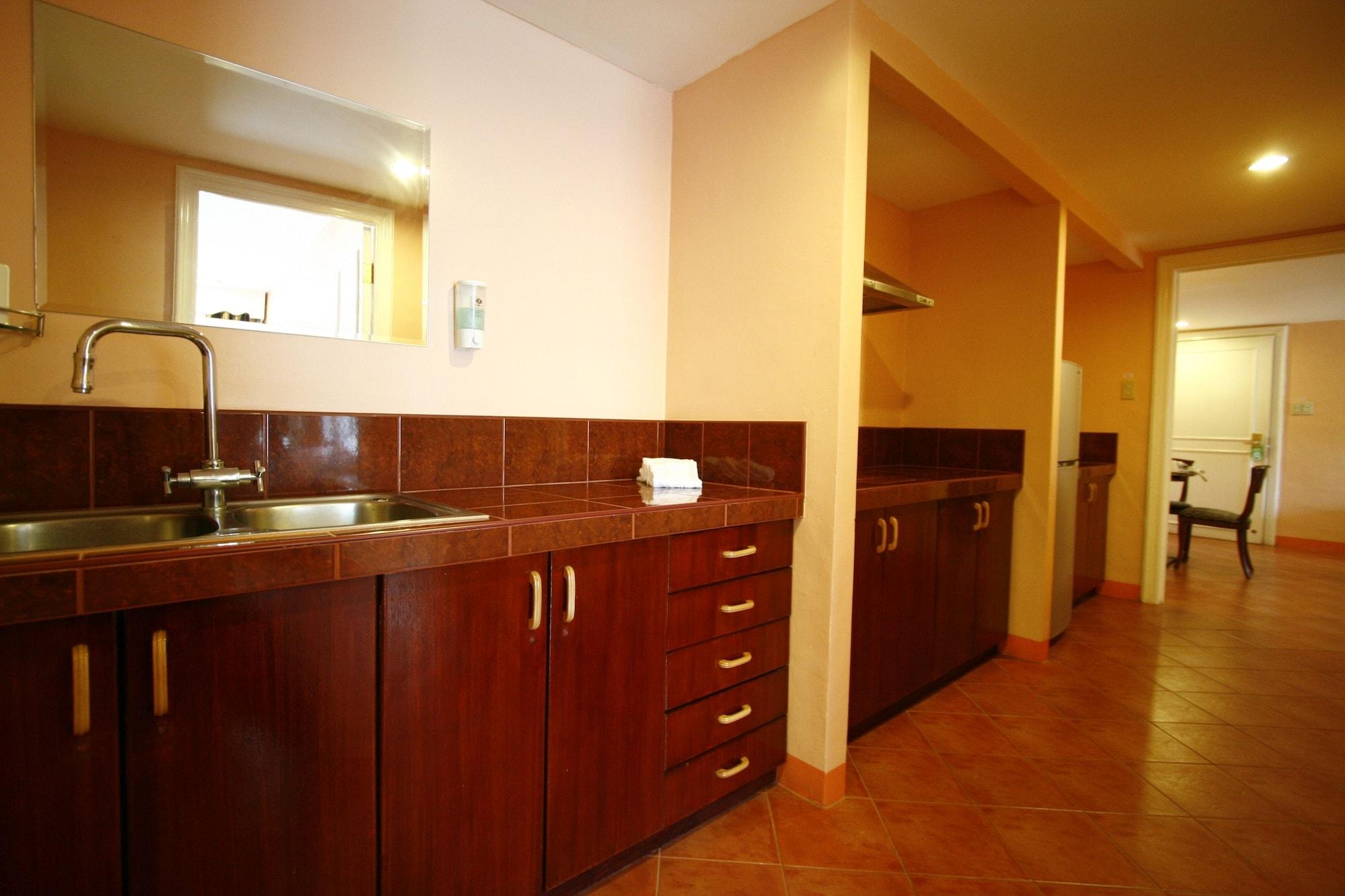 Fontana Hotel And Villas - Fontana Hot Spring Leisure Parks Mabalacat Kültér fotó