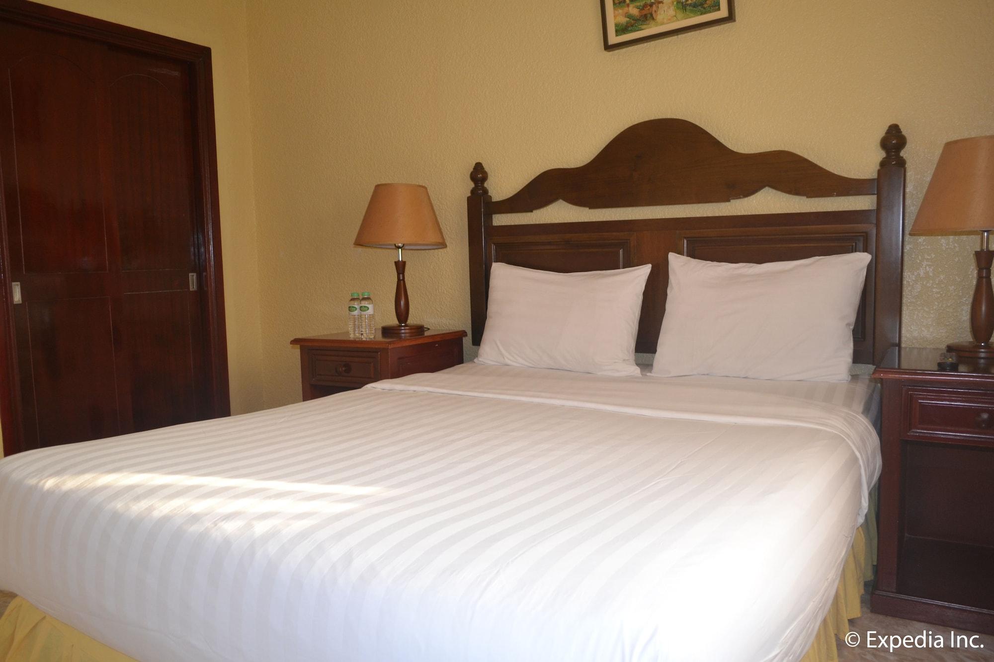 Fontana Hotel And Villas - Fontana Hot Spring Leisure Parks Mabalacat Kültér fotó