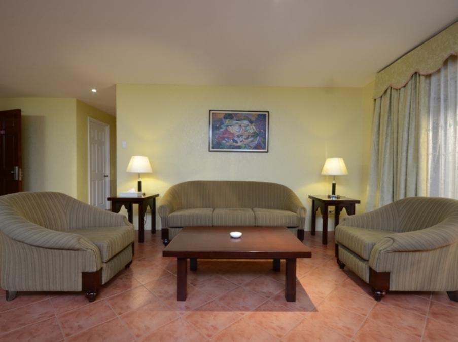 Fontana Hotel And Villas - Fontana Hot Spring Leisure Parks Mabalacat Kültér fotó